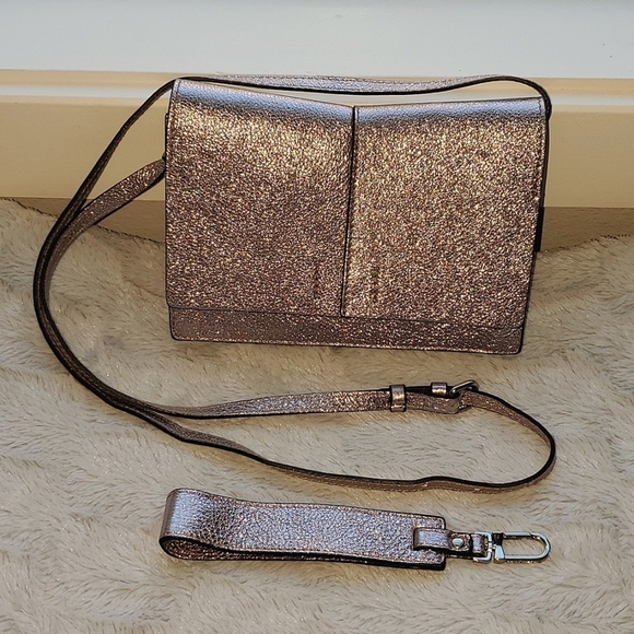 Gianni Chiarini Handbags - Gianni Chiarini Made in Italy Metallic Leather Crossbody Bag